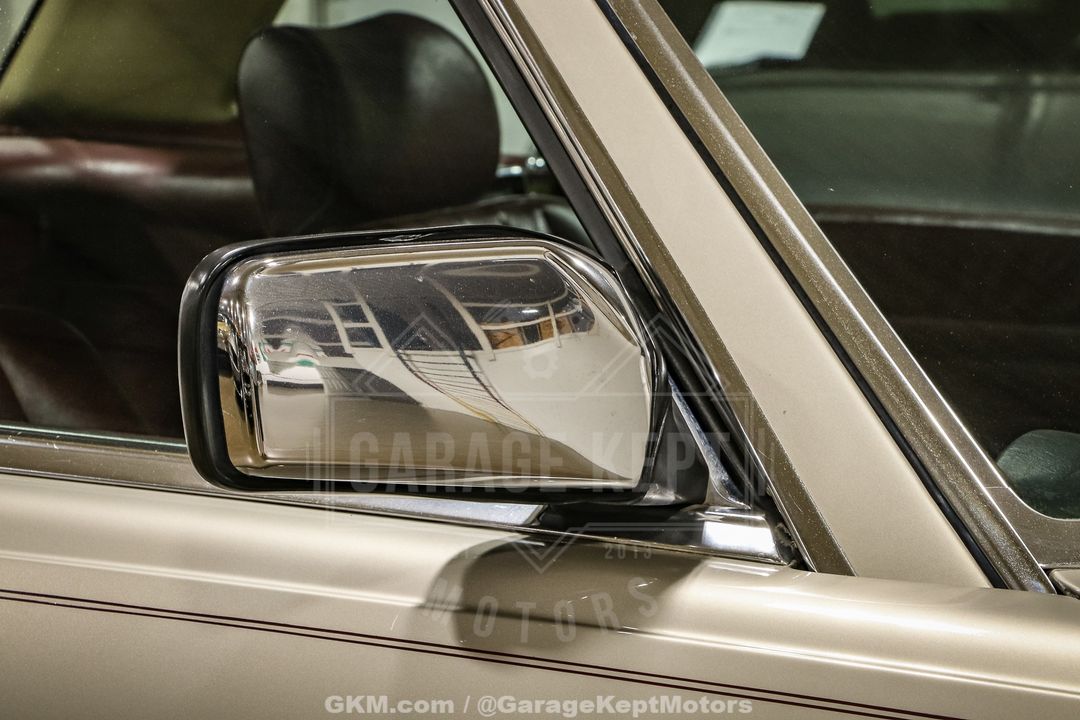 1986 Mercedes-Benz 560SL