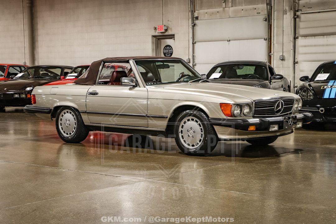 1986 Mercedes-Benz 560SL