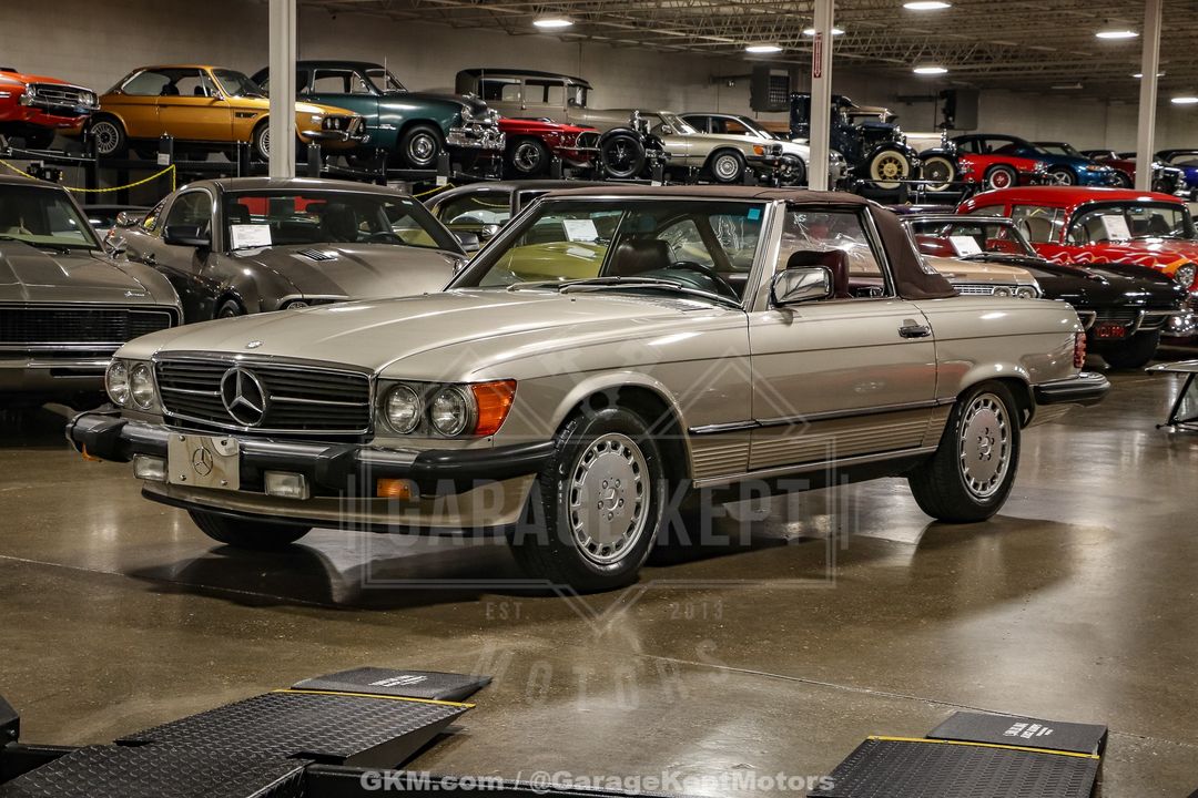 1986 Mercedes-Benz 560SL
