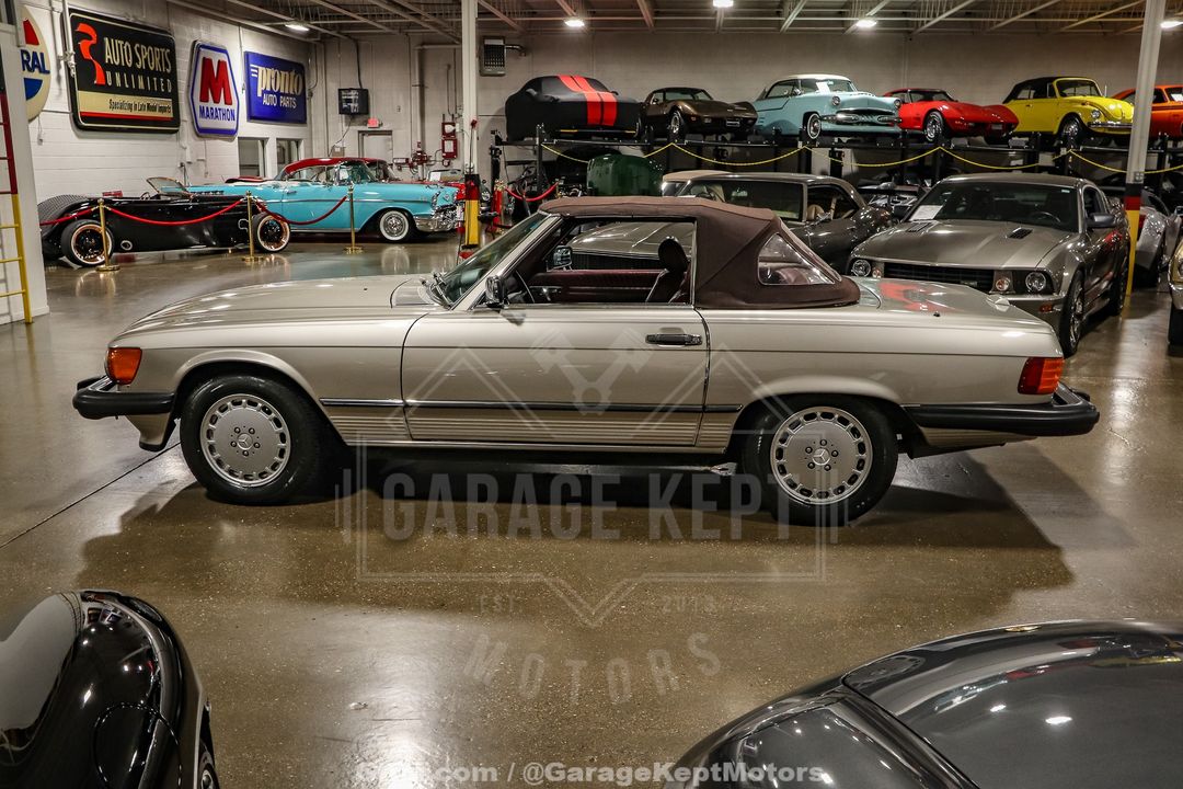 1986 Mercedes-Benz 560SL