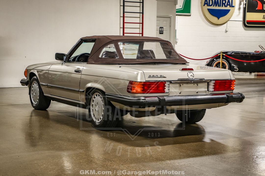 1986 Mercedes-Benz 560SL