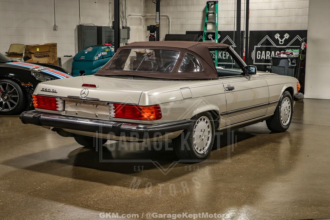 1986 Mercedes-Benz 560SL