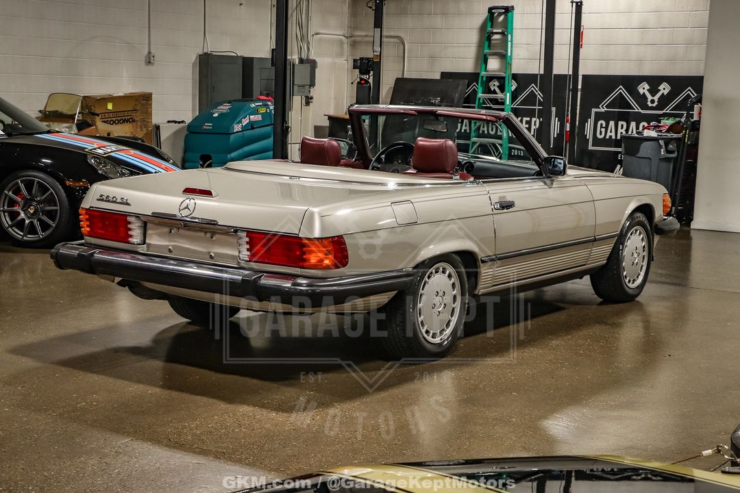 1986 Mercedes-Benz 560SL