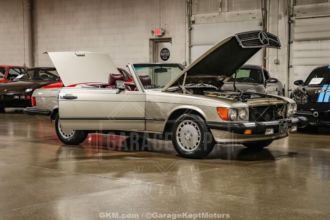 1986 Mercedes-Benz 560SL