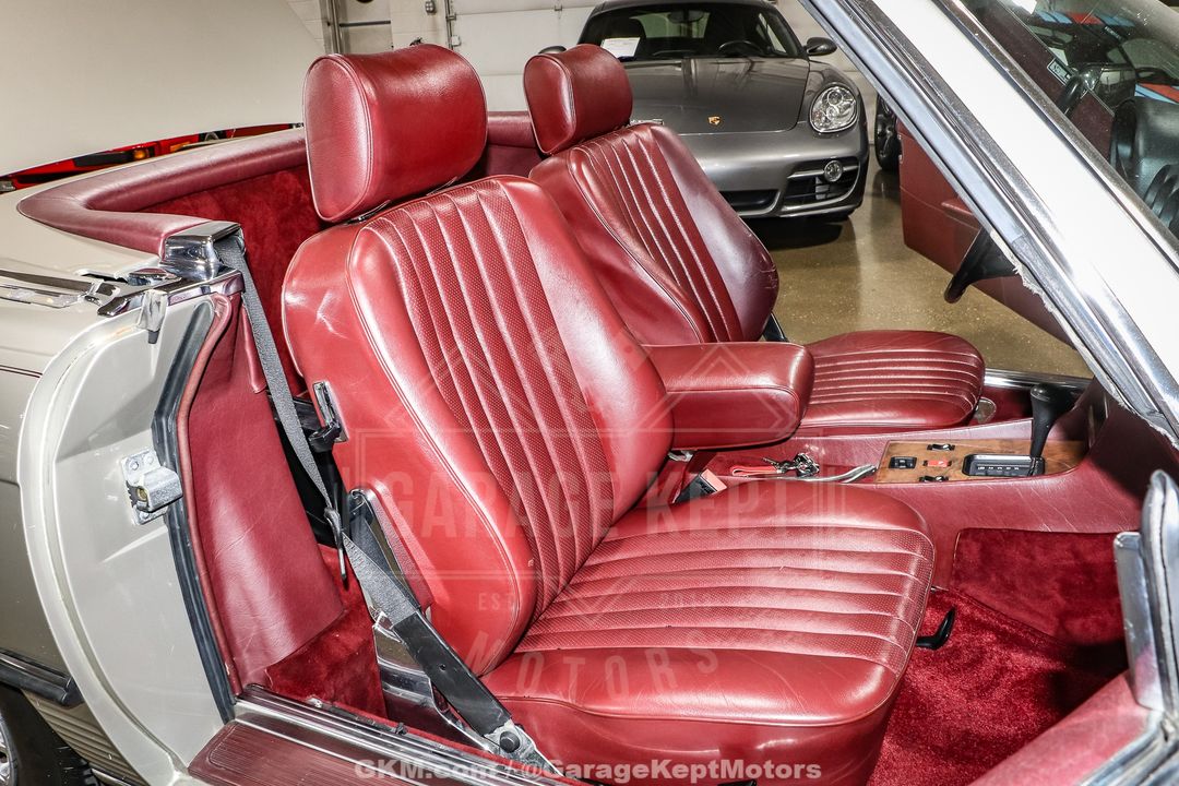 1986 Mercedes-Benz 560SL