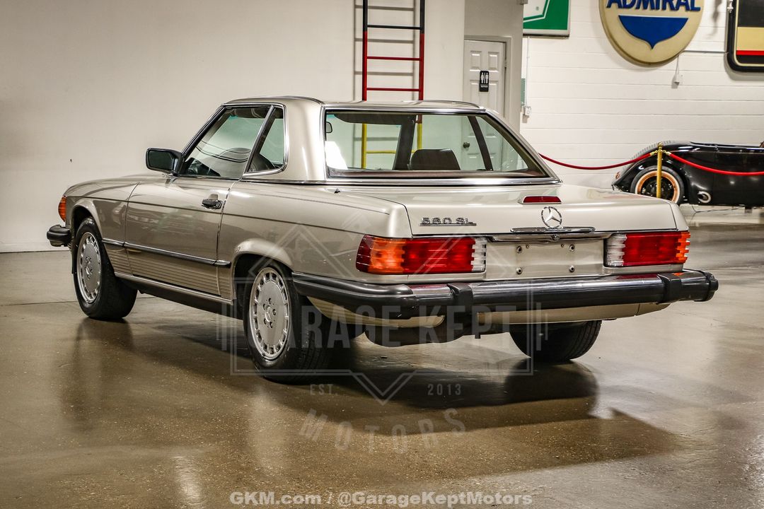 1986 Mercedes-Benz 560SL