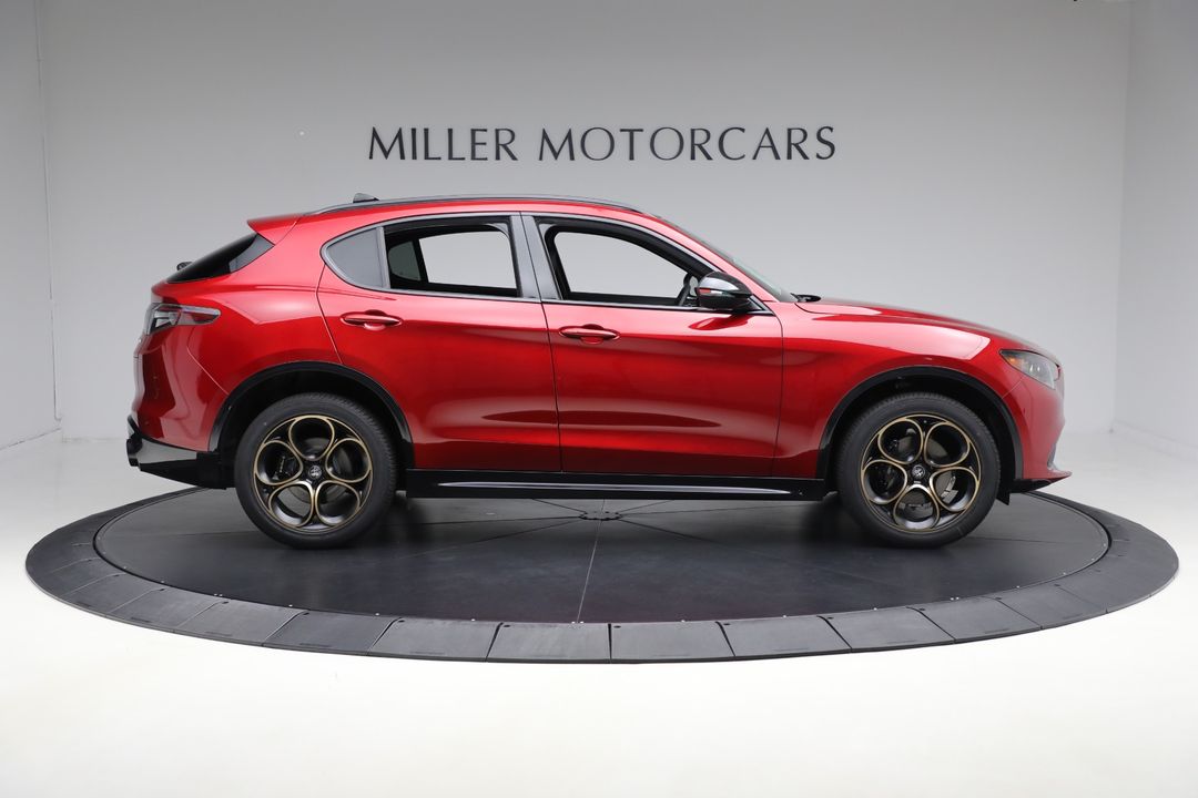 2025 Alfa Romeo Stelvio