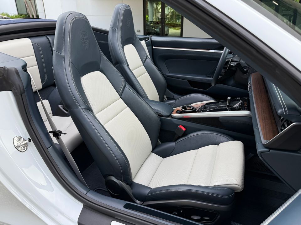 2021 Porsche 911