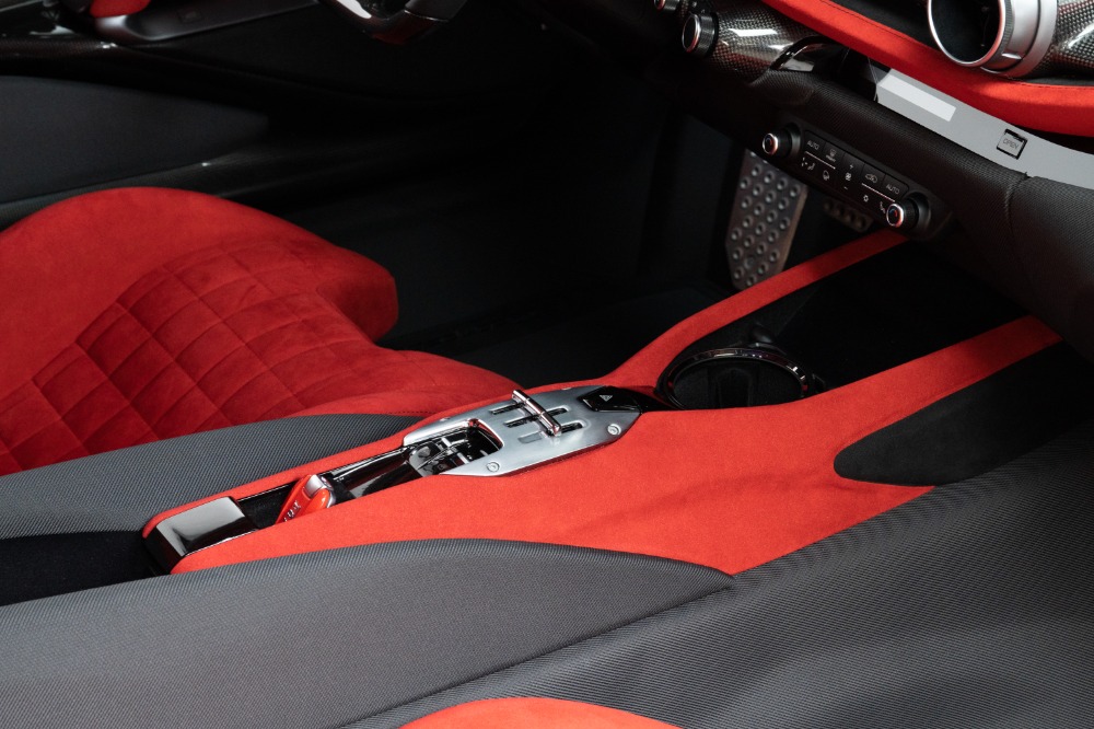 2022 Ferrari 812 Competizione