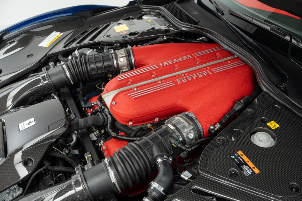 2022 Ferrari 812 Competizione