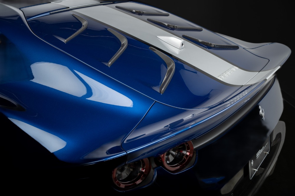 2022 Ferrari 812 Competizione