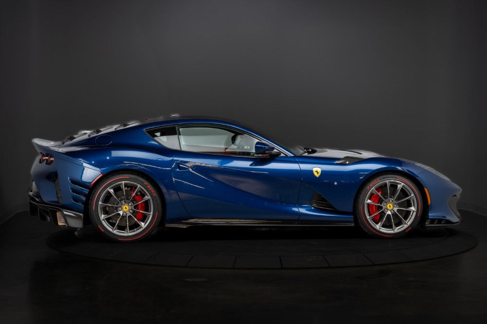 2022 Ferrari 812 Competizione