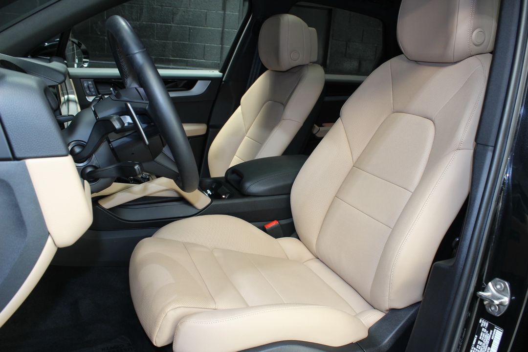 2025 Porsche Cayenne