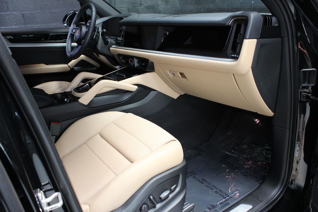2025 Porsche Cayenne