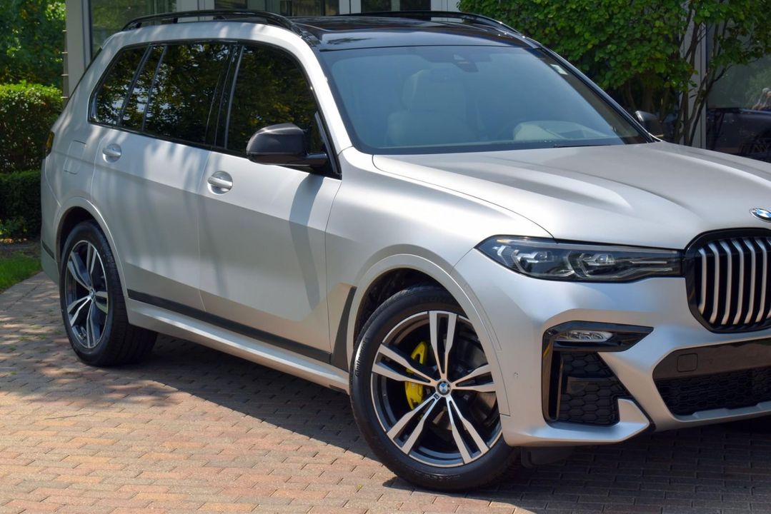 2021 BMW X7