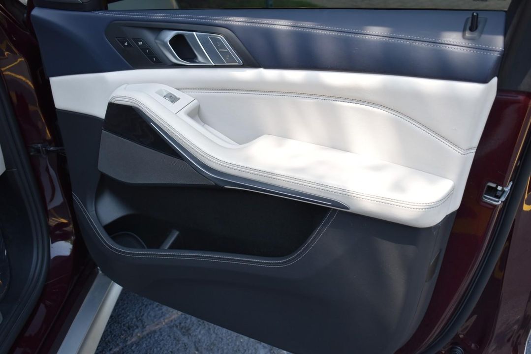 2021 BMW X7