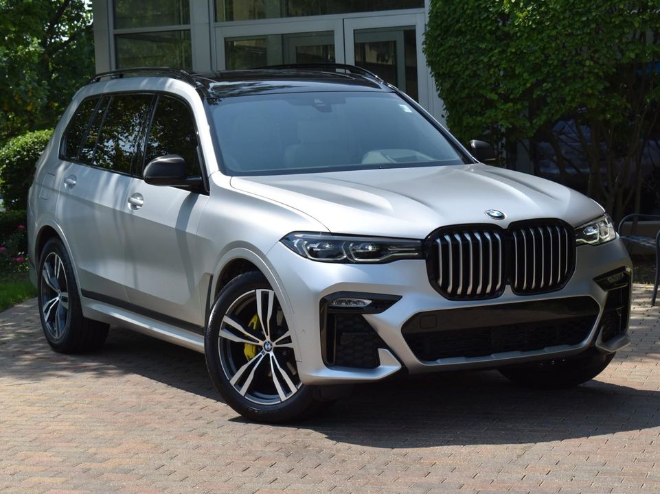 2021 BMW X7