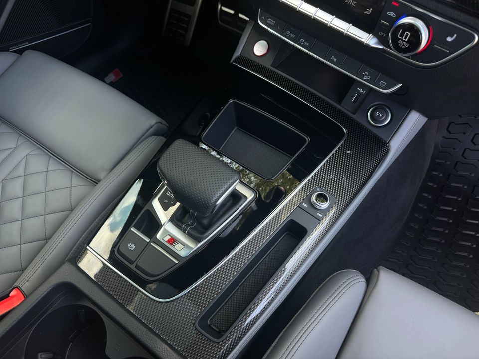 2025 Audi SQ5