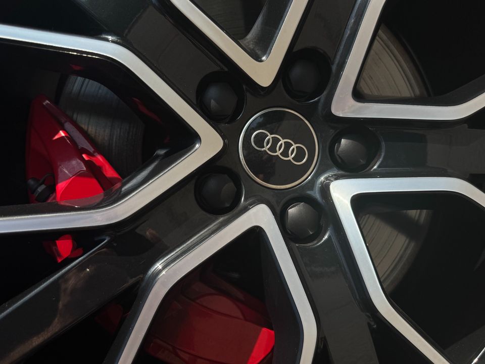 2025 Audi SQ5