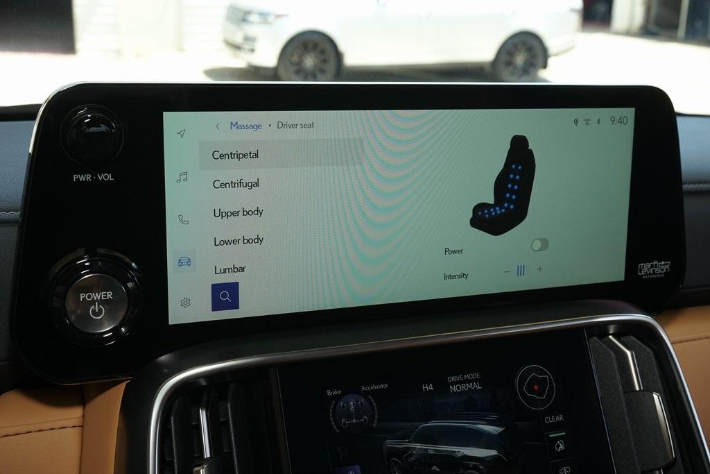 2025 Lexus LX 700H