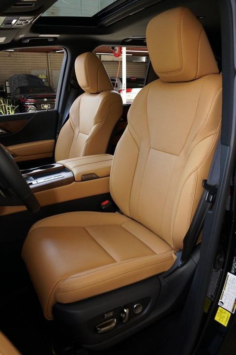 2025 Lexus LX 700H