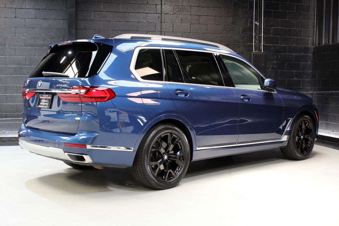 2022 BMW X7
