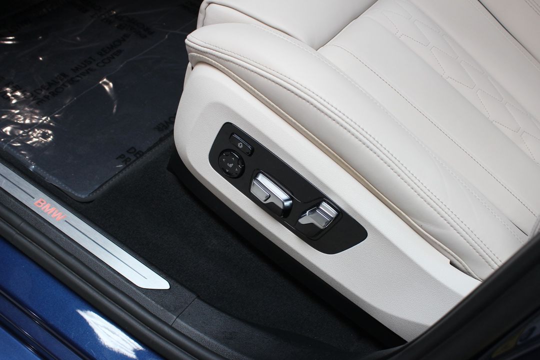 2022 BMW X7