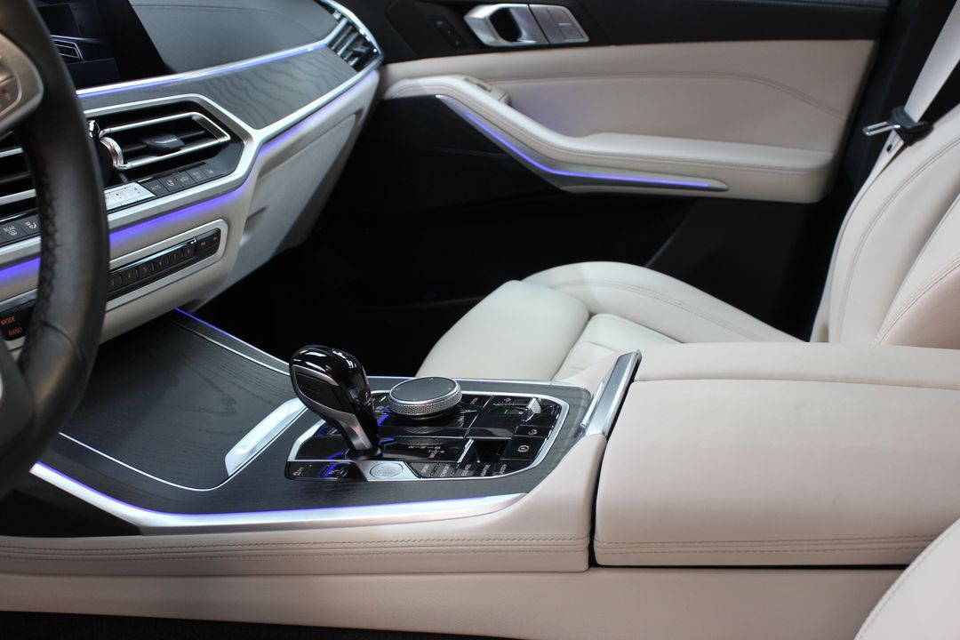 2022 BMW X7