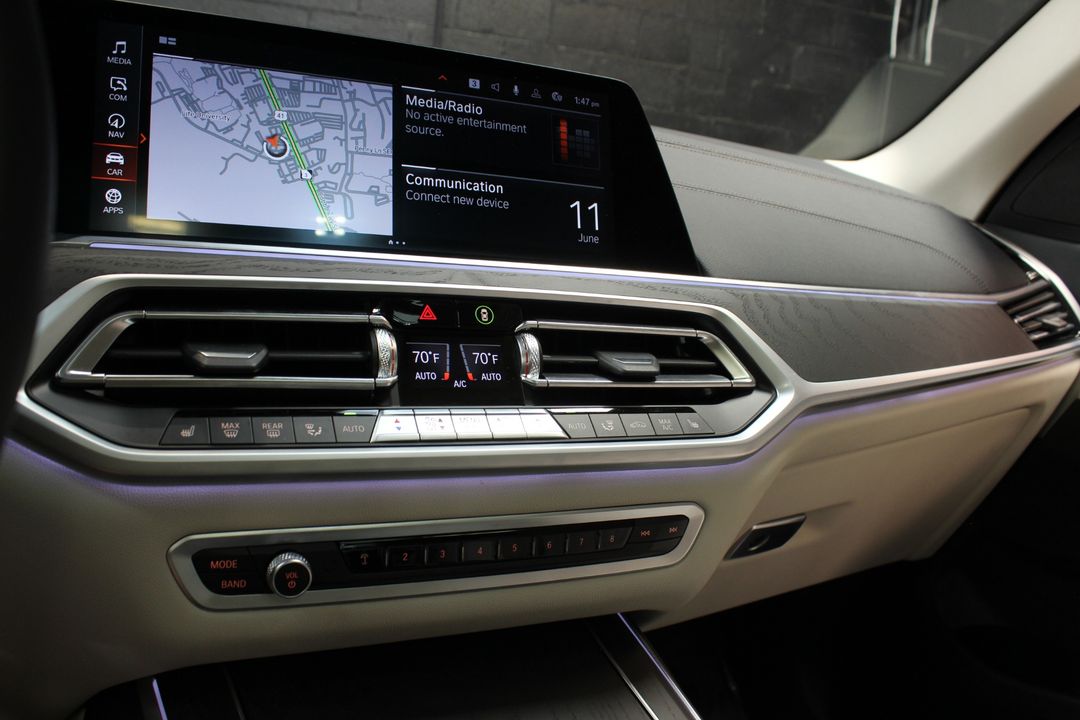 2022 BMW X7