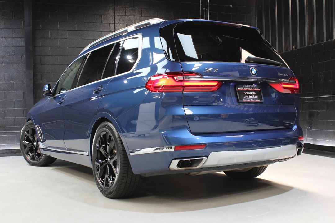2022 BMW X7