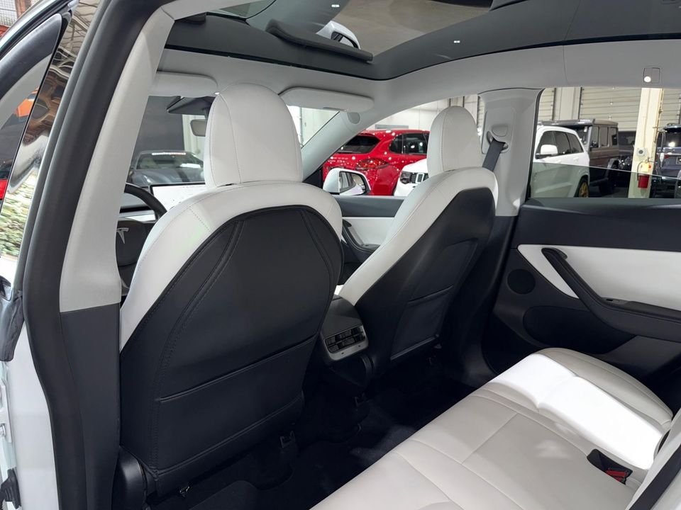 2020 Tesla Model Y