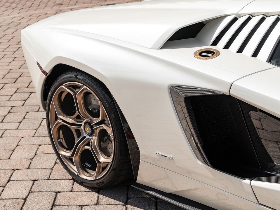 2022 Lamborghini Countach