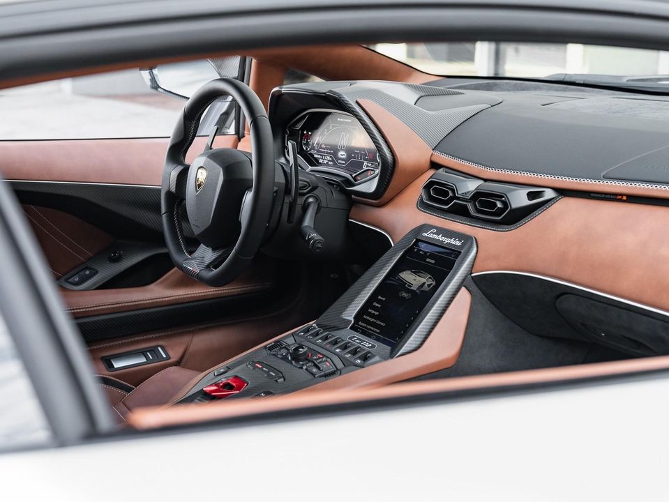 2022 Lamborghini Countach