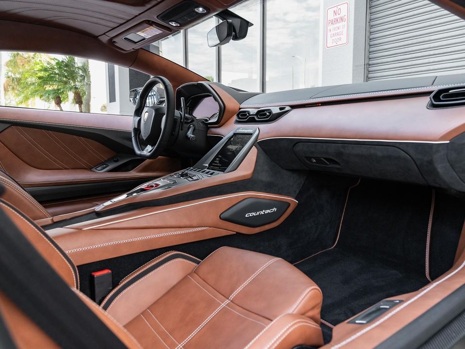 2022 Lamborghini Countach