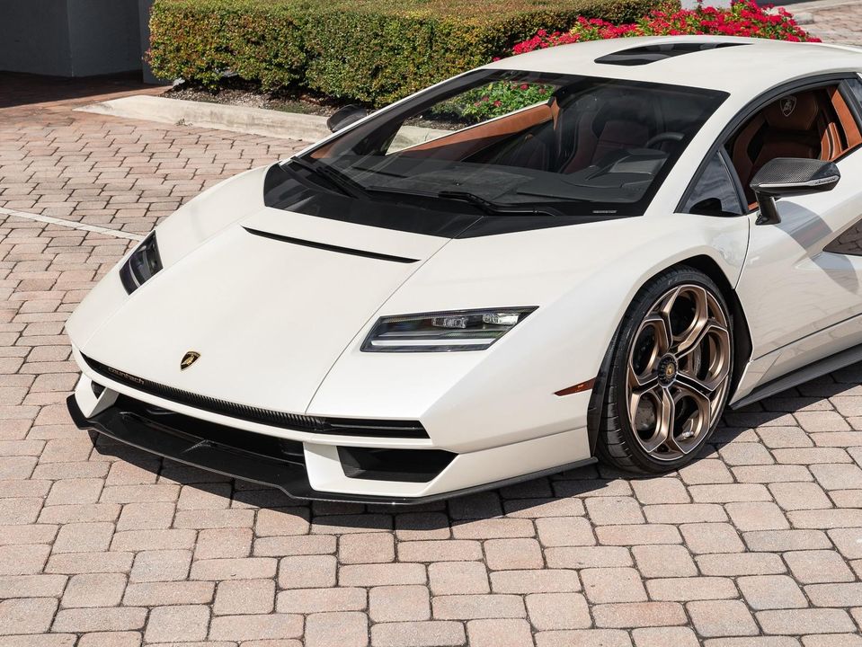 2022 Lamborghini Countach