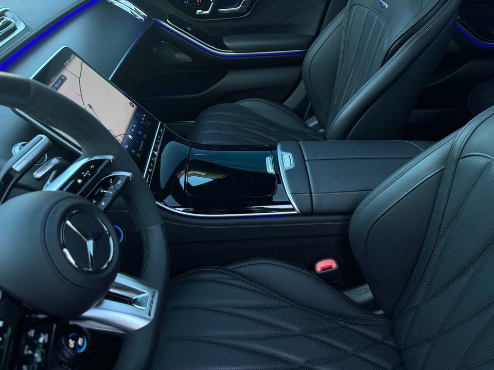 2025 Mercedes-Benz S 63