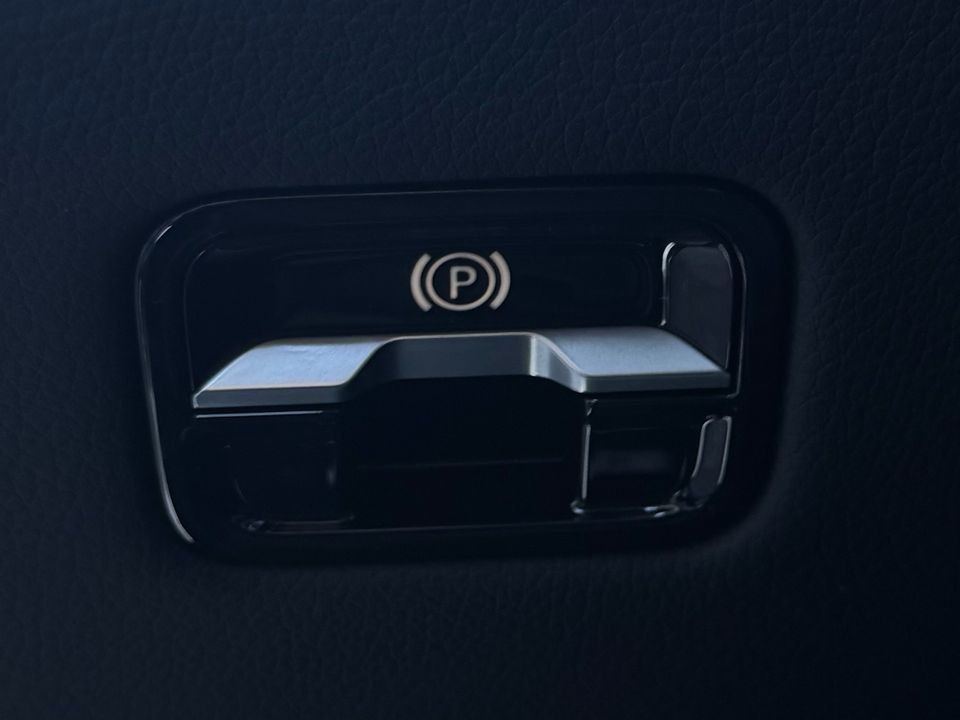 2025 Mercedes-Benz S 63