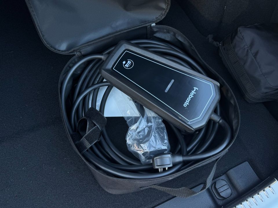 2025 Mercedes-Benz S 63