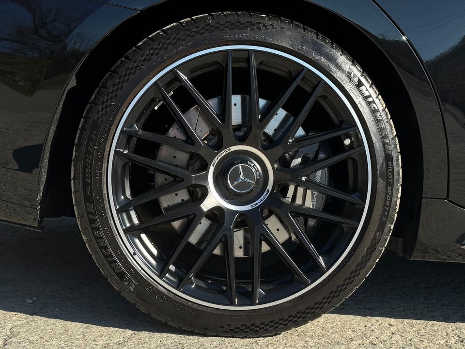 2025 Mercedes-Benz S 63