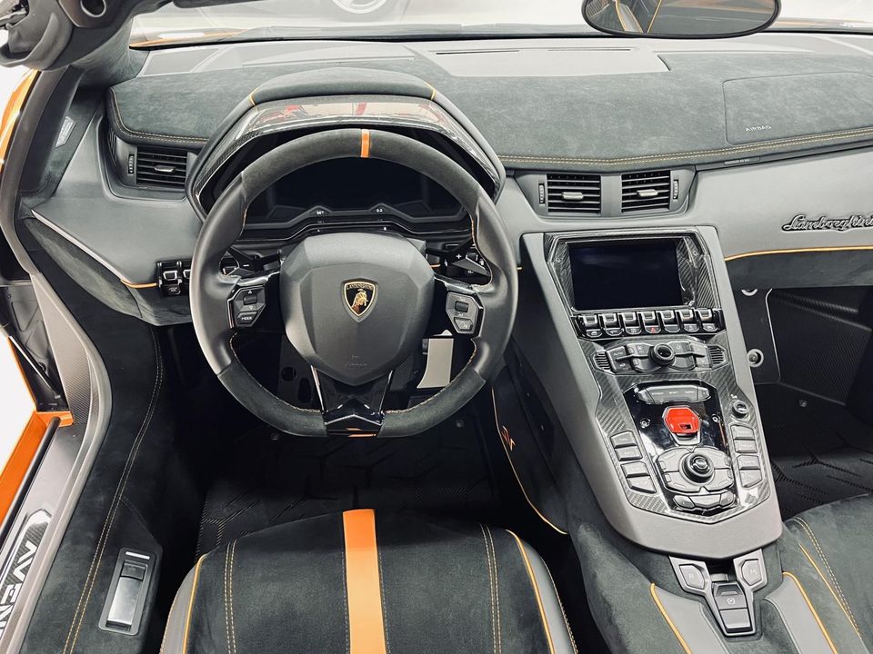 2017 Lamborghini Aventador