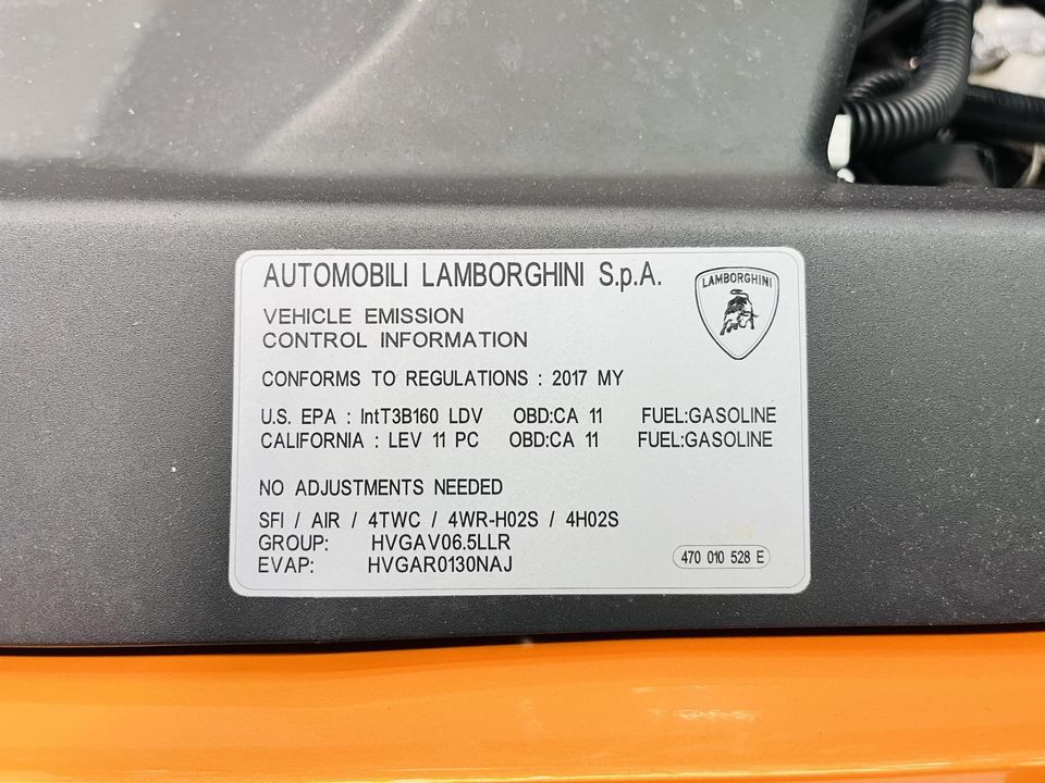 2017 Lamborghini Aventador