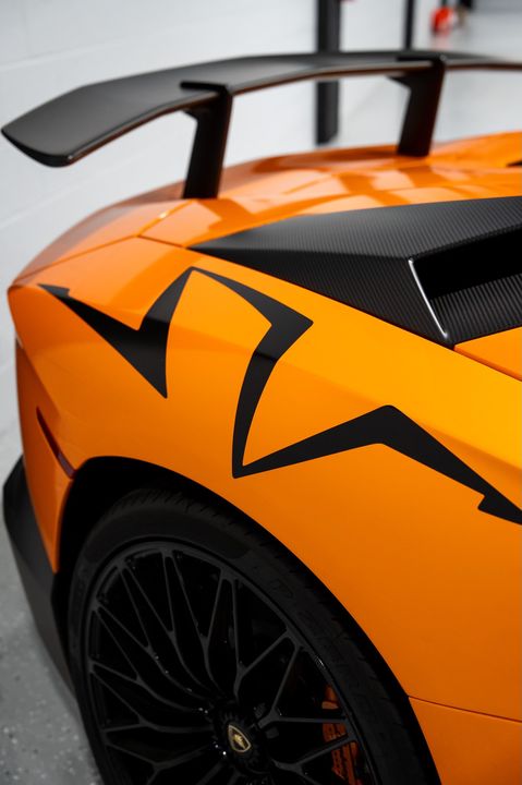 2017 Lamborghini Aventador