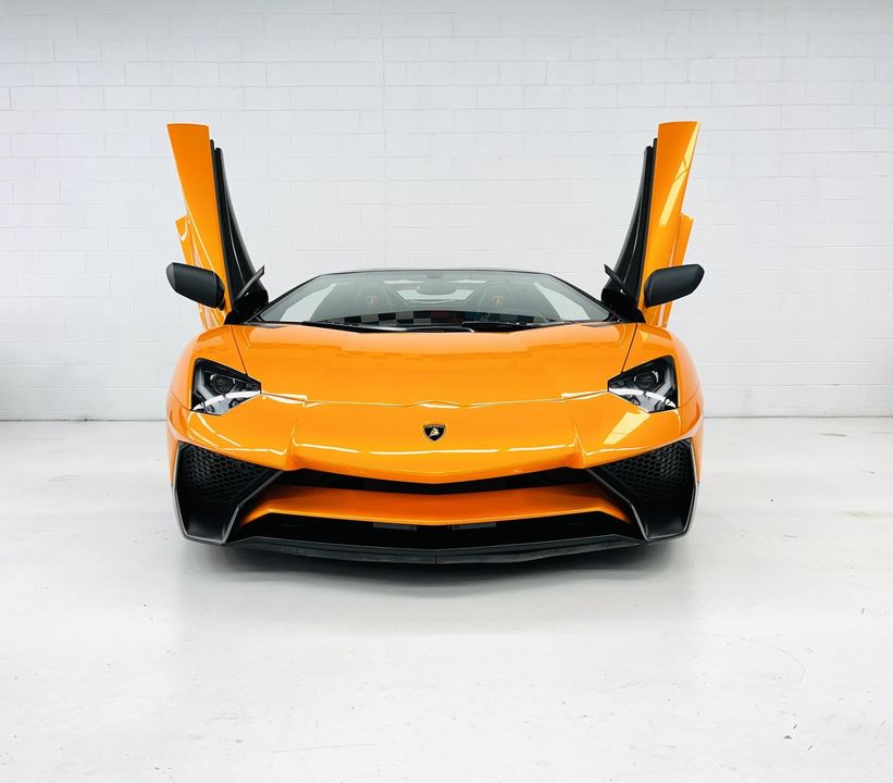 2017 Lamborghini Aventador