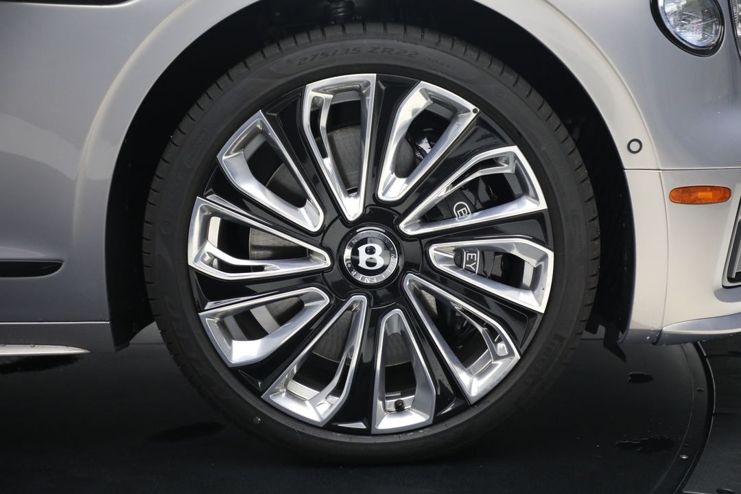 2025 Bentley Flying Spur