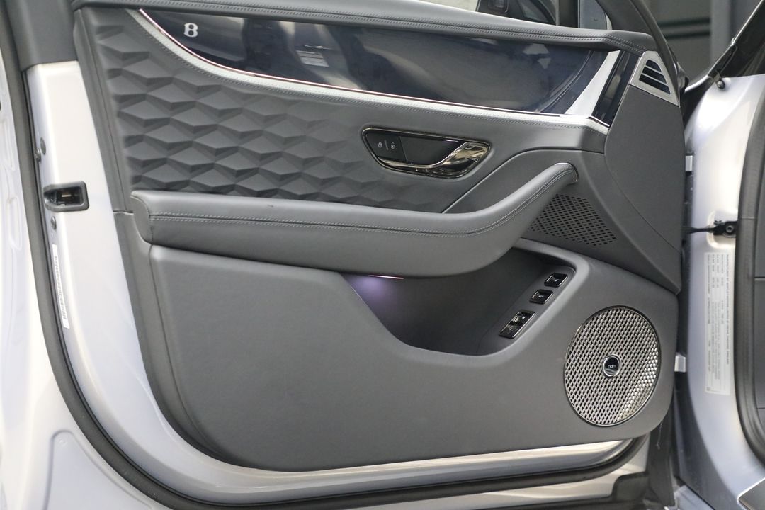 2025 Bentley Flying Spur