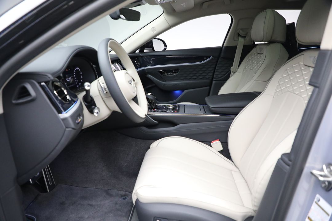 2025 Bentley Flying Spur