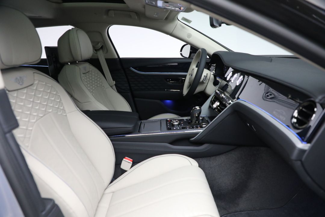 2025 Bentley Flying Spur