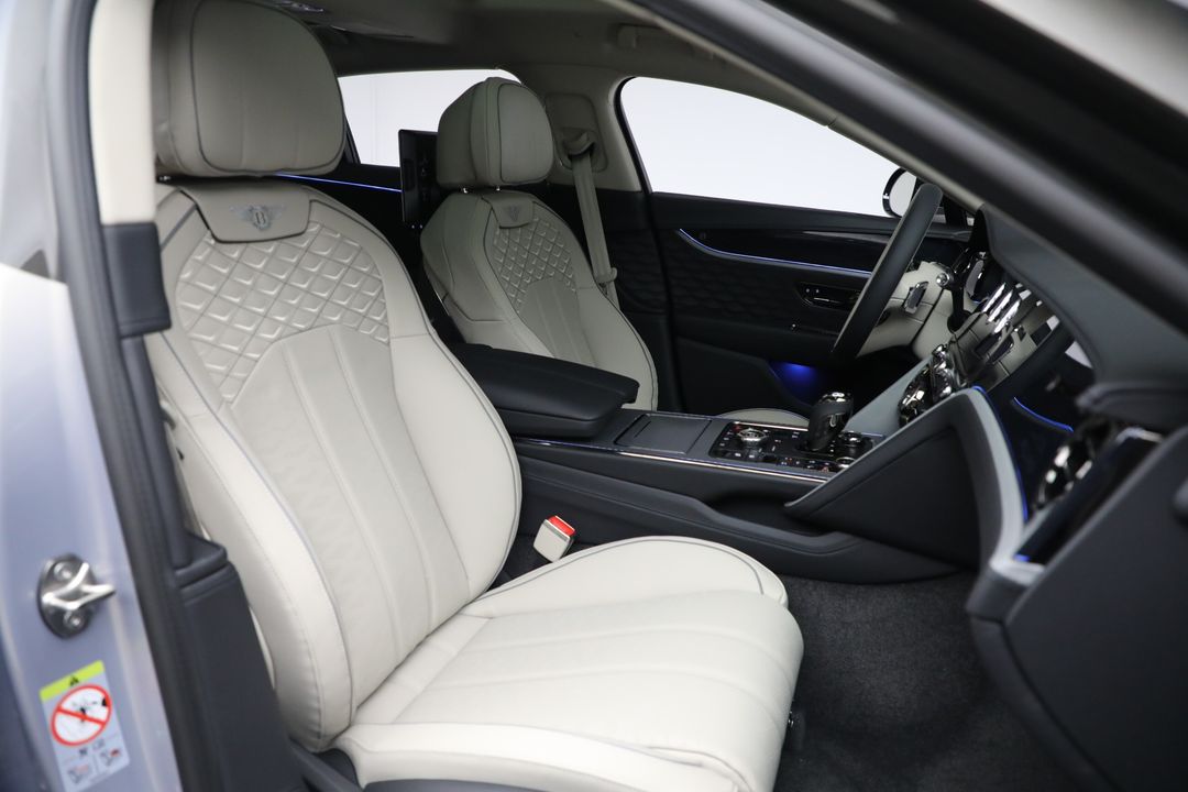 2025 Bentley Flying Spur