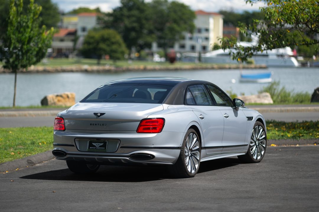 2025 Bentley Flying Spur