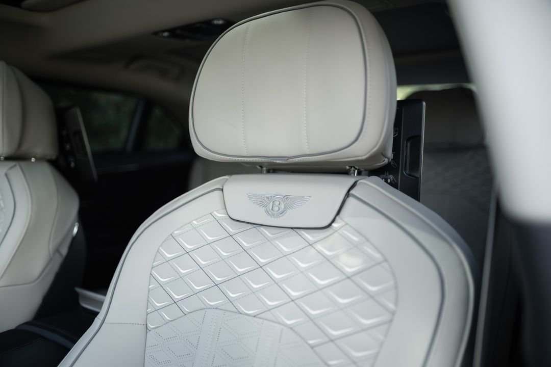 2025 Bentley Flying Spur